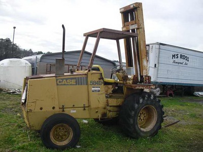 Case 584D forklift