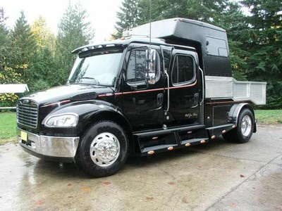 2005 FREIGHTLINER SPORTS CHASSIS