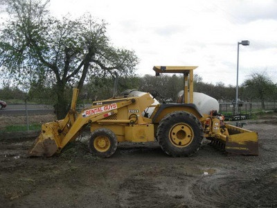 210 le john deere 2002