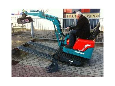 Yanmar-Sunward SWE08 Excavator