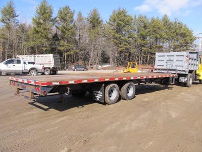 2001 Bourg 12 Ton 28 Trailer
