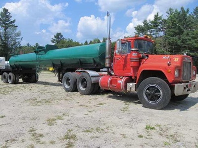 1964 Quaker City Iron Works Tanker
