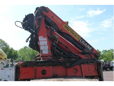 K468 - 2006 PALFINGER KNUCKLEBOOM PK7501