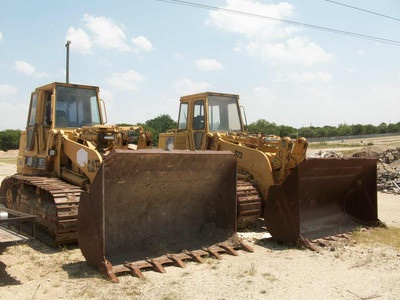 2 cat 973s