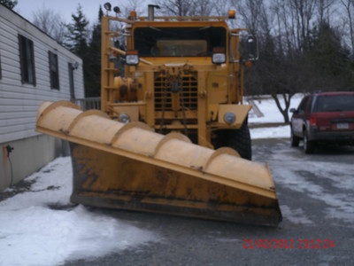 1987 FWD plow/dump truck excellent shape