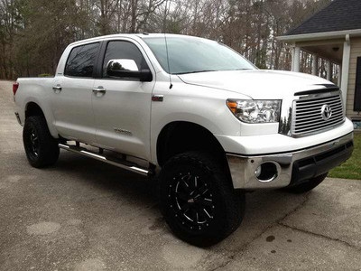 2012 Toyota Tundra 5.7L V8 EFI 4X4 Plati