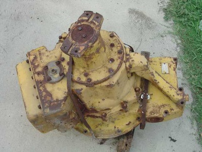 CAT 630B / 632 Scraper Torque Converter