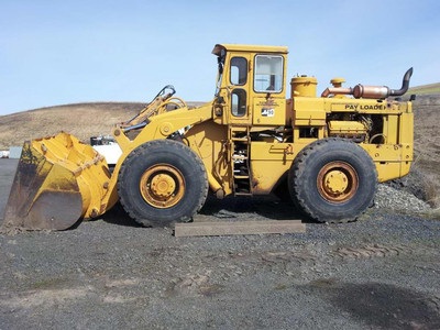 KOMATSU LOADER - $9500