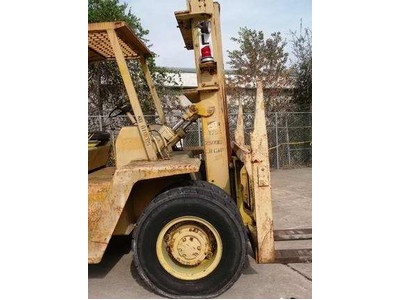 USED Clark Forklift Model